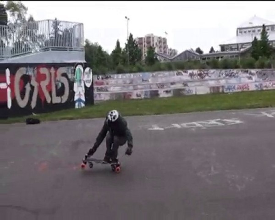 Freebord Funky Manual