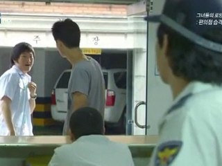 Her romance of the white paper(Attack on a convenience stor0