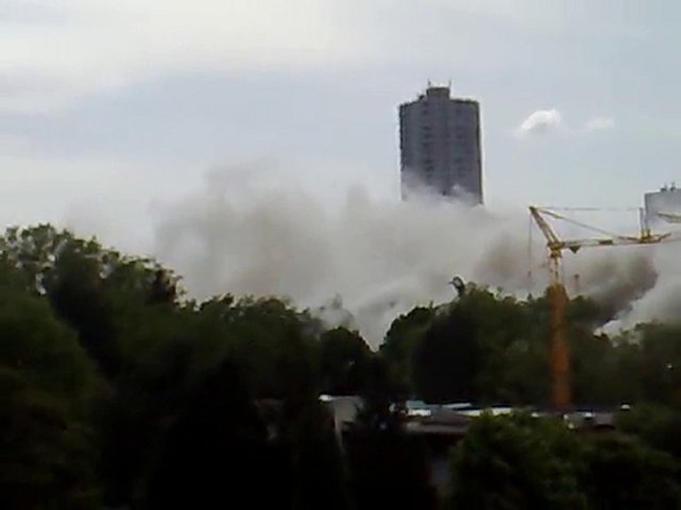 demolition la duchere 220