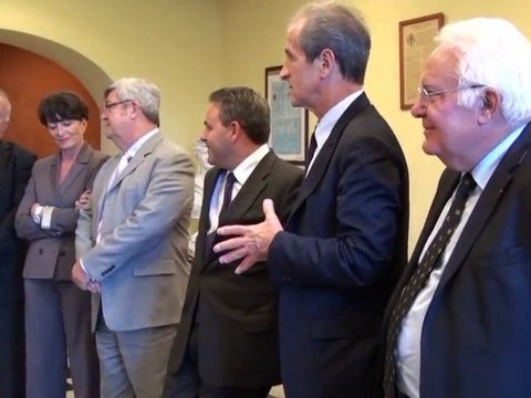 Déplacement de Xavier Bertrand à Hyères