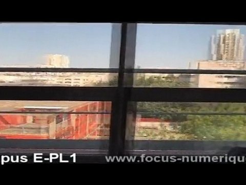 Olympus E-PL1 / Samsung NX10 vidéo rolling shutter comparais