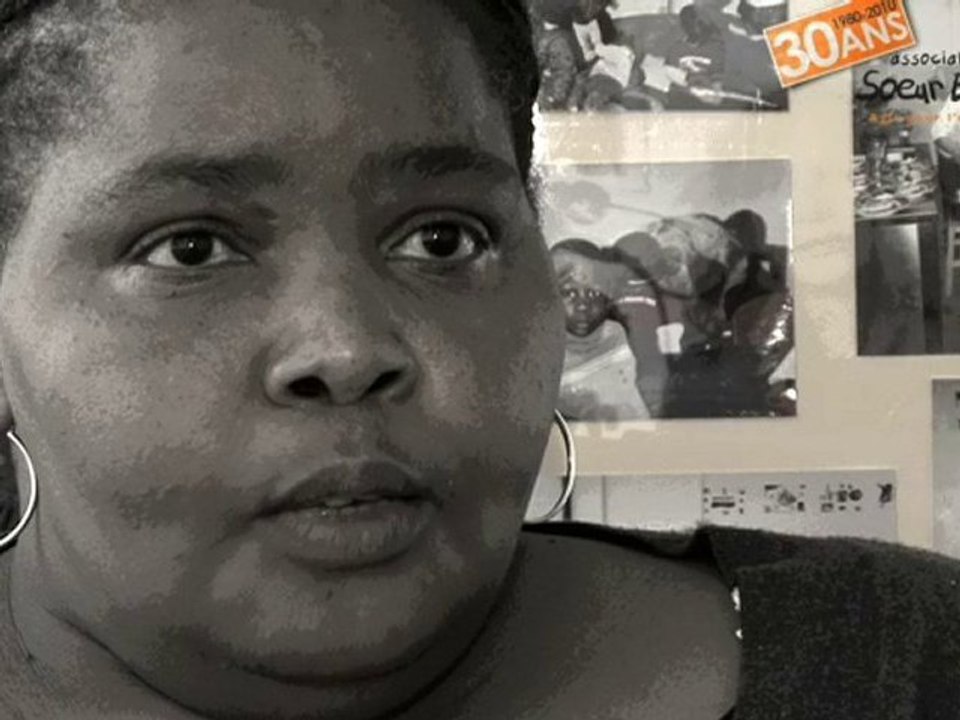 30 ans Asmae - Thamara : Employée Centre maternel de Bobigny