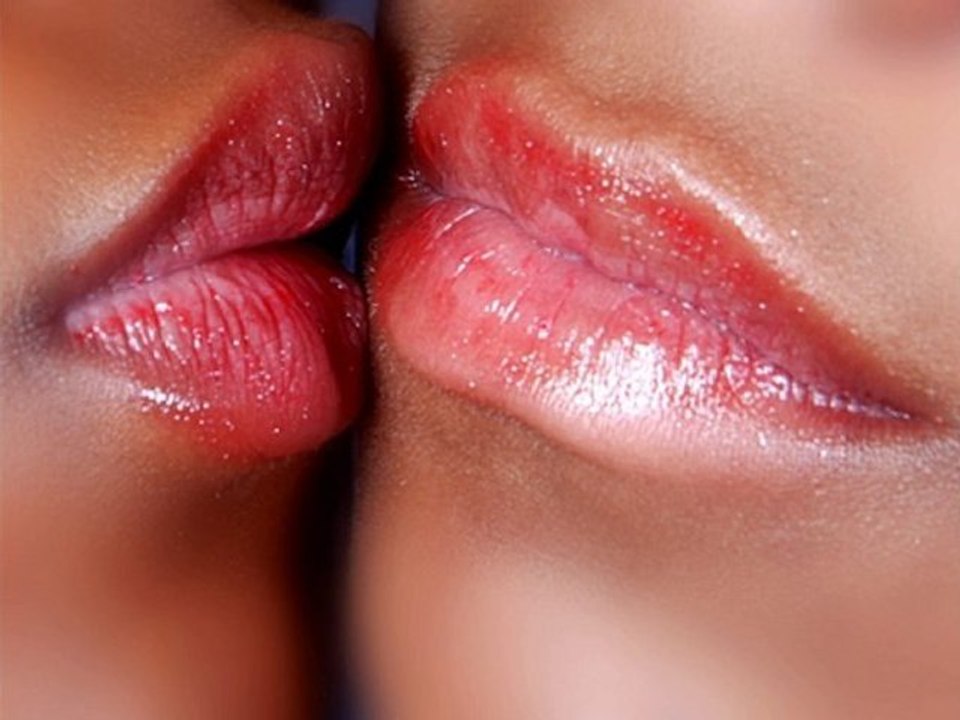 Maybe parfum auf www.parfumwelten.de by kor 2010 new