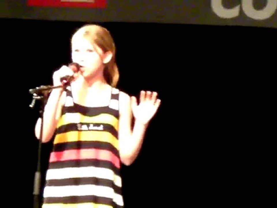 Marie Goudier au concours "Passion chant" à Nice inteprète "