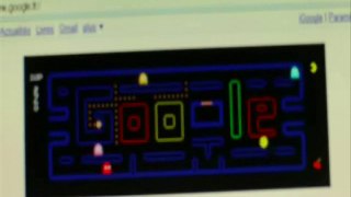 Vidéo souvenir où l'on peut jouer à Pac-Man sur Google