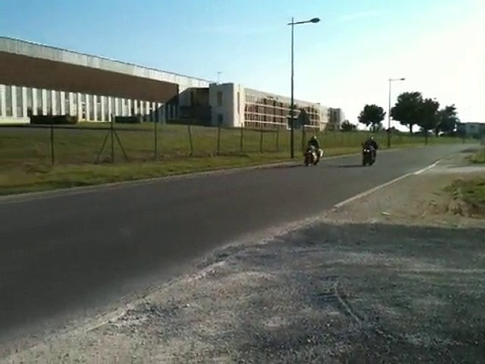 TL VS R1