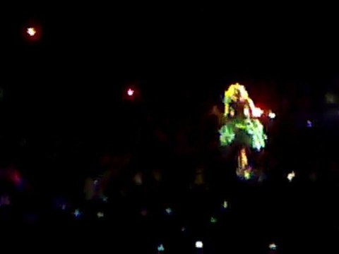 lady gaga paparazzi 21/05/2010 bercy