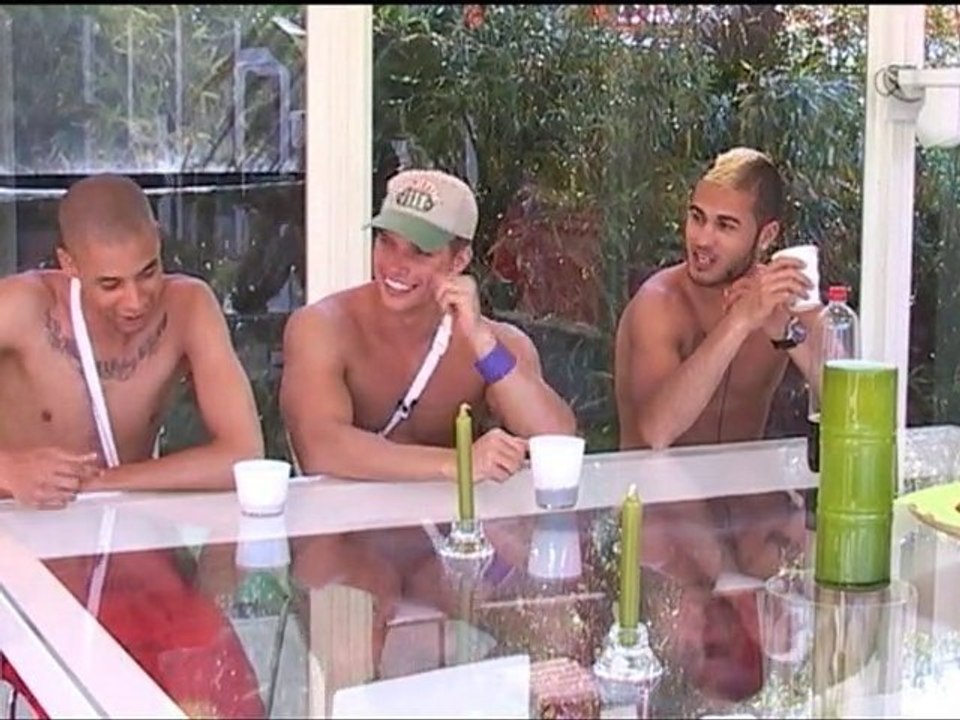 Trois violets pas du matin