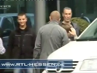 Justin Bieber se cogne la tête