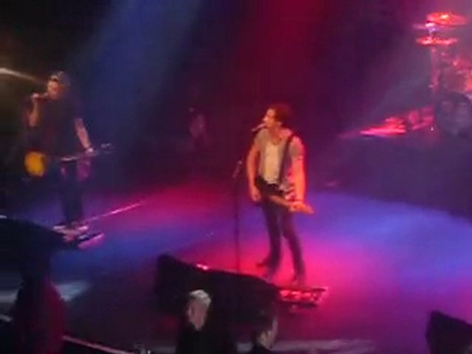 McFly - Everybody Knows @Bataclan