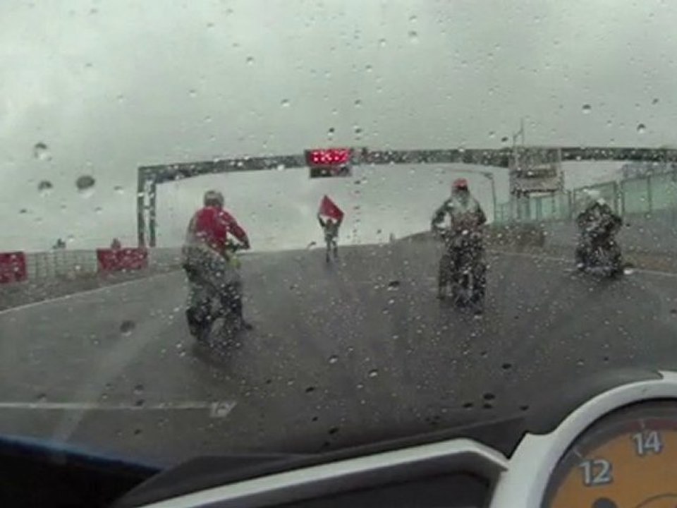 WERC Ledenon Race 1 : 2RTeam