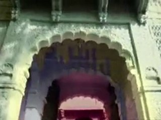 pub Dulux Valentine Let's Colour 2010