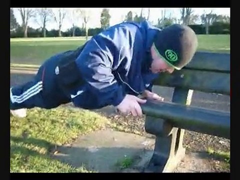 Wazza Trains To Take On Davy Laing