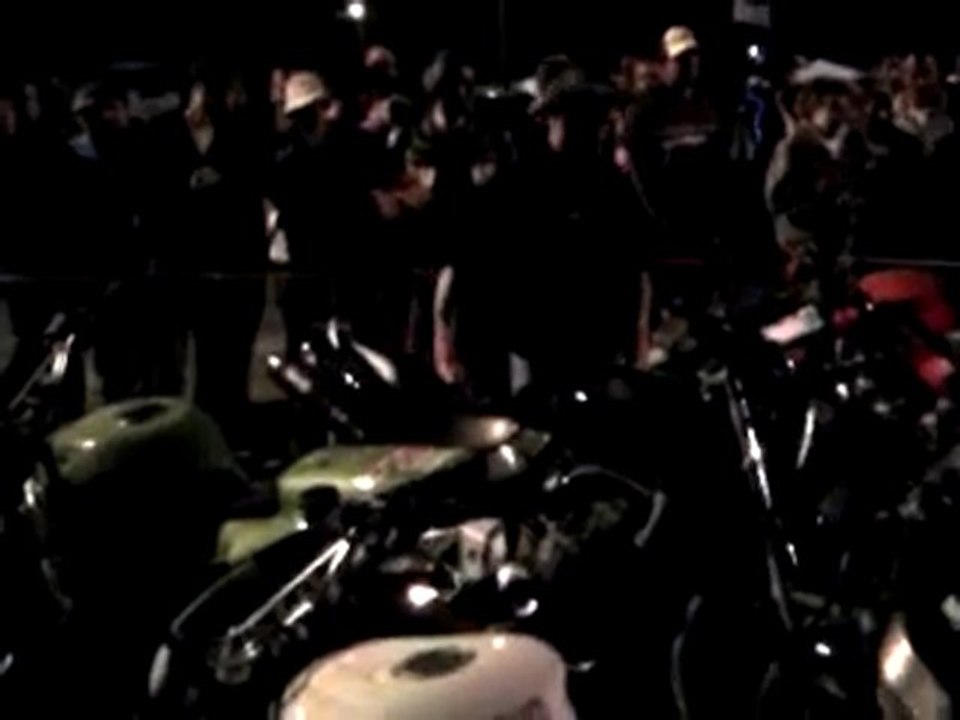 moto au camping rouge pendant le weekend du gp moto