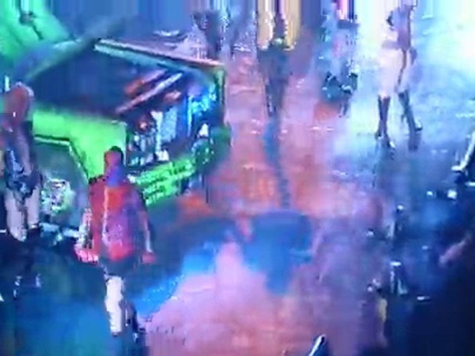 Lady Gaga - Just Dance Live Paris Bercy 2010