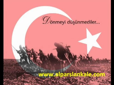 BANA BEZ GÖSTERME, BANA BAYRAK GÖSTER...! HER TÜRK İZLESİN..