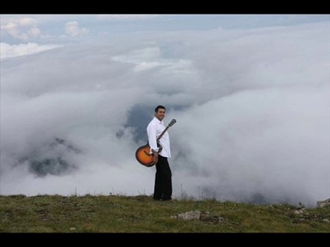 ERGÜN EKŞİ - O YARİM ÇAYA GİDER