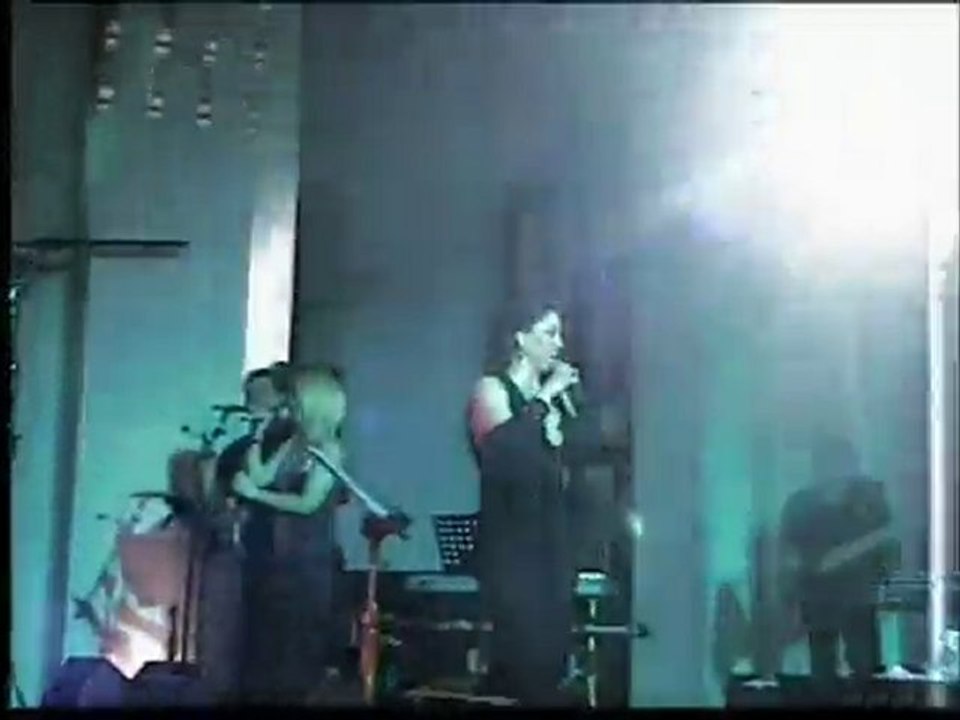 AŞKIN NUR YENGİ/ZEHİR GİBİSİN(marmara ünv.)