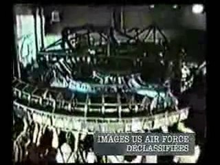 Zone 51: Des ovnis dans le désert 2/4