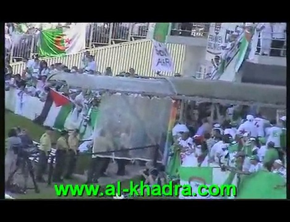 Algerie EAU (Echauffements des joueurs ,al-khadra.com.part4)