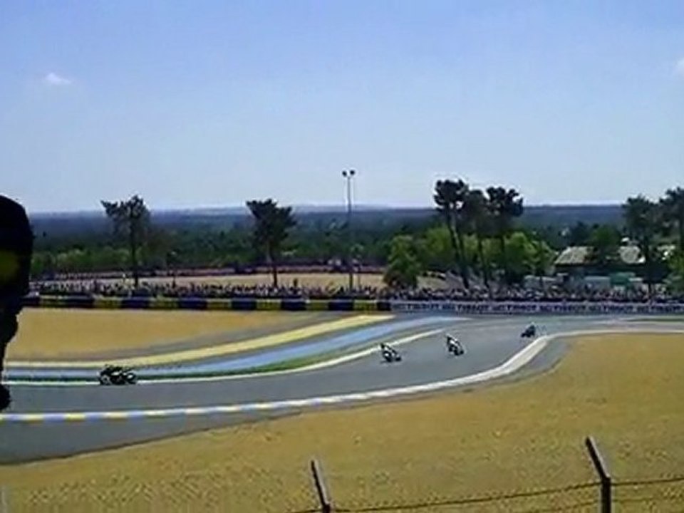 Tour de chauffe MotoGP 2010 (de la tribune DUNLOP)