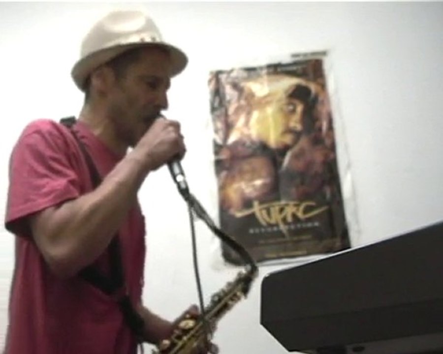 Agorafrobeat Mossiba