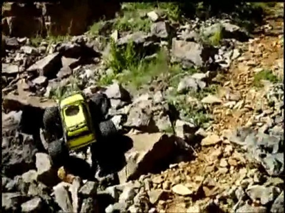 Traxxa Summit - Trial dans une forêt de Millau