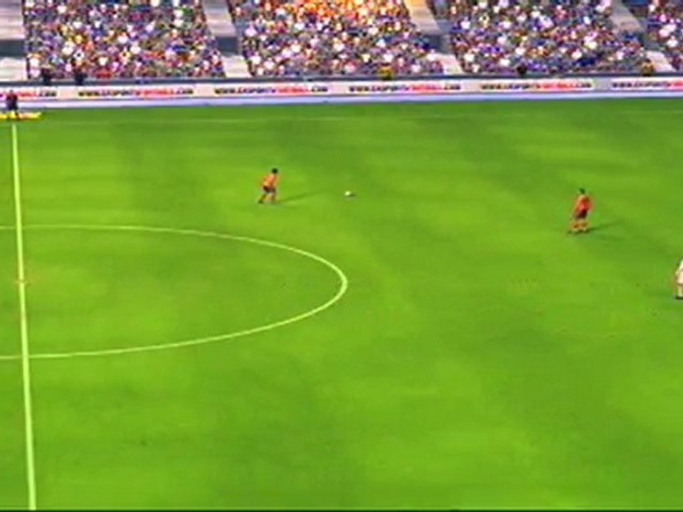 Coup Franc de 42 Mètred  par pX I TaLenTz :D !