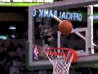 Dwight Howard's 32-point, 16-rebound, 4-block night powers t