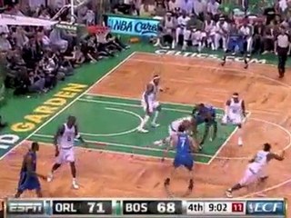 Glen Davis comes up with the steal that starts the Celtics f