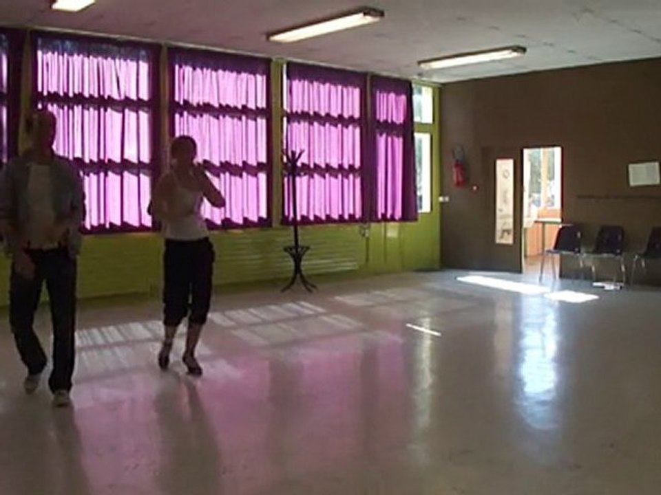 Flashmob Mathilde, les explications (en musique)