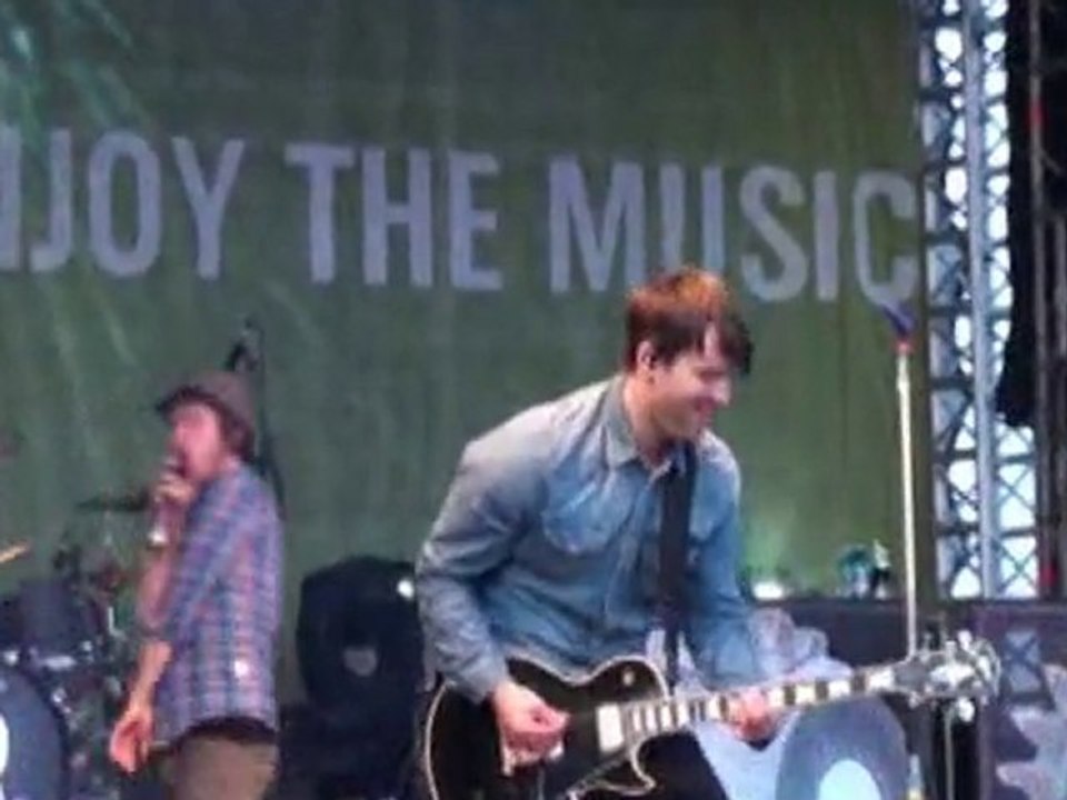 Revolverheld mit Nichts bereuen LIVE in Grömitz 22.05.2010