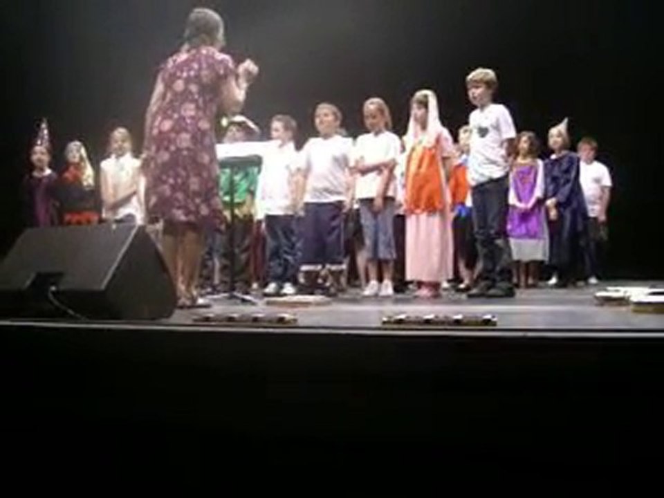 il son tres tres bien chanter