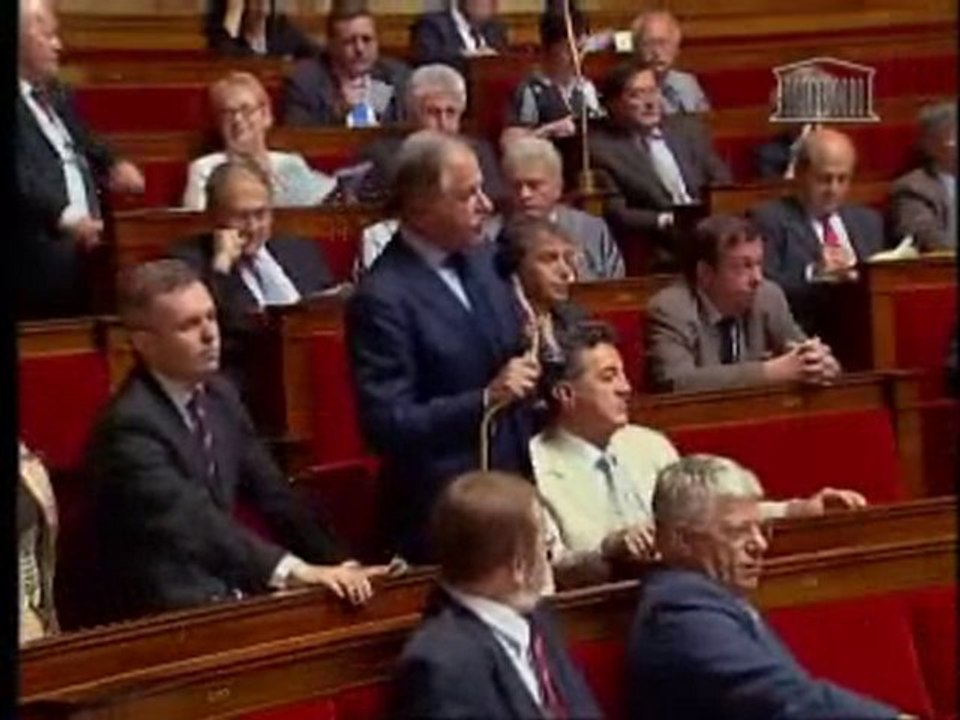 Défenseurs des droits, Question de Noël Mamère 25 mai 2010