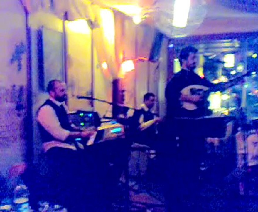 buzuki niko-2