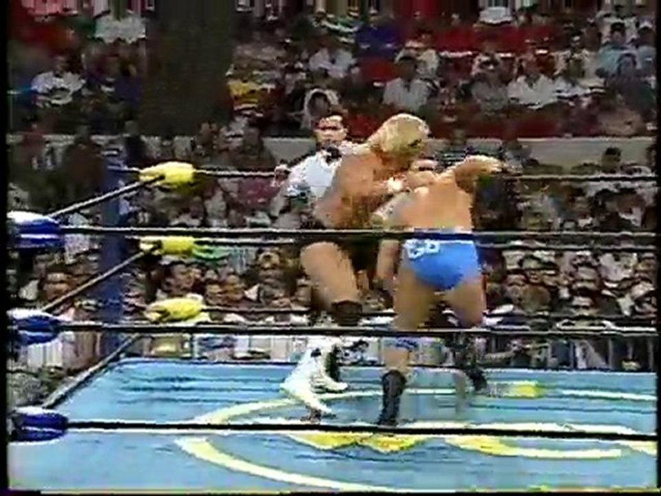 Steve Austin VS Eddie Jackie