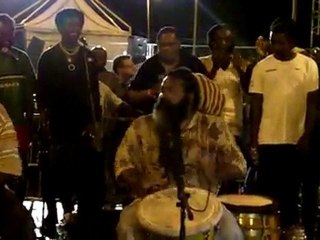 Terre de Blues 2010.Léwòz AkiyoKaLabéka RFO ka chanté