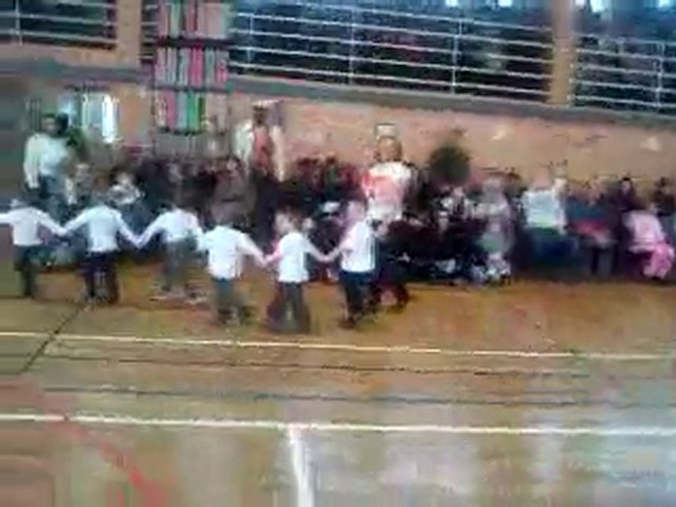 Mon ptit à la fête de l'école Paul Bert