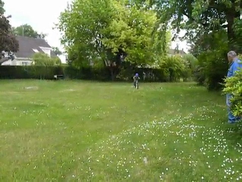Essais avec mon grand vélo 26 mai 2010
