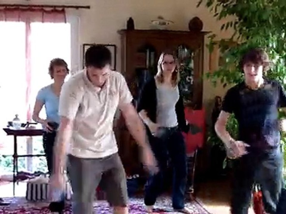 la danse des tongs répétition mariage de Brice et Aurelie