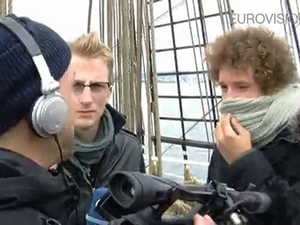 Daniel Diges - Algo Pequeñito (Oslo Tekne gezisi)