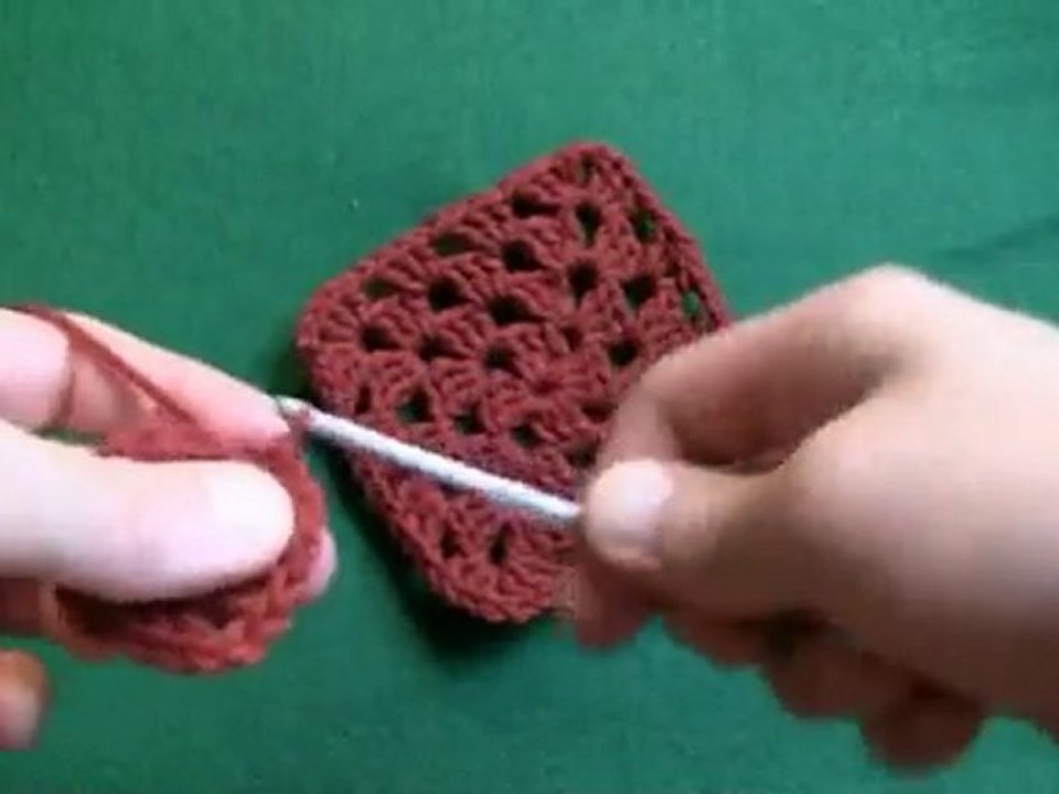 How To Crochet Granny Square - RH