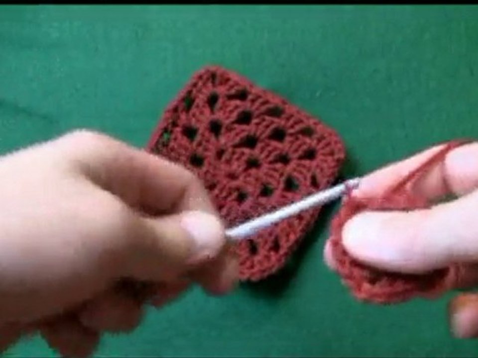 How To Crochet Granny Square - LH