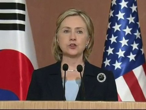 Clinton holds N.Korean Leaders Accountable