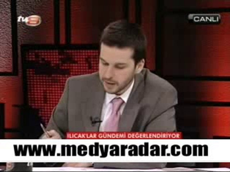 Nazlı Ilıcak'ı canlı yayında ağlattılar