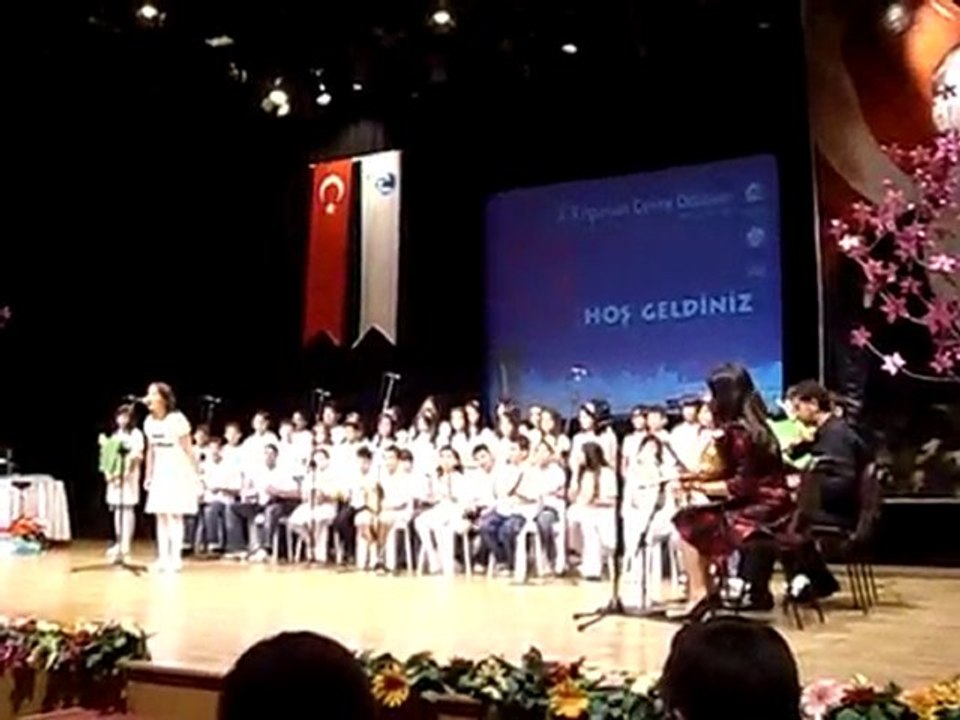 Cumhuriyet İlköğretim Okulu  Korosu 1