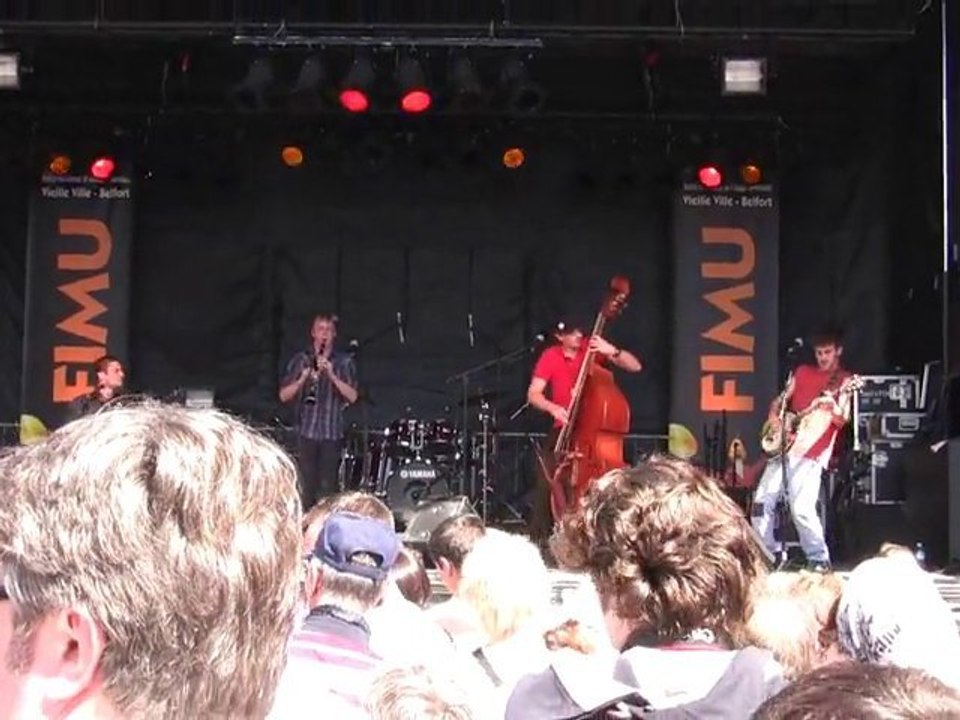 Paye Ton Schtreimel -Belfort - FIMU 2010