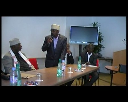 Comores 2010 visite de Me le maire de Foumbouni à Lyon