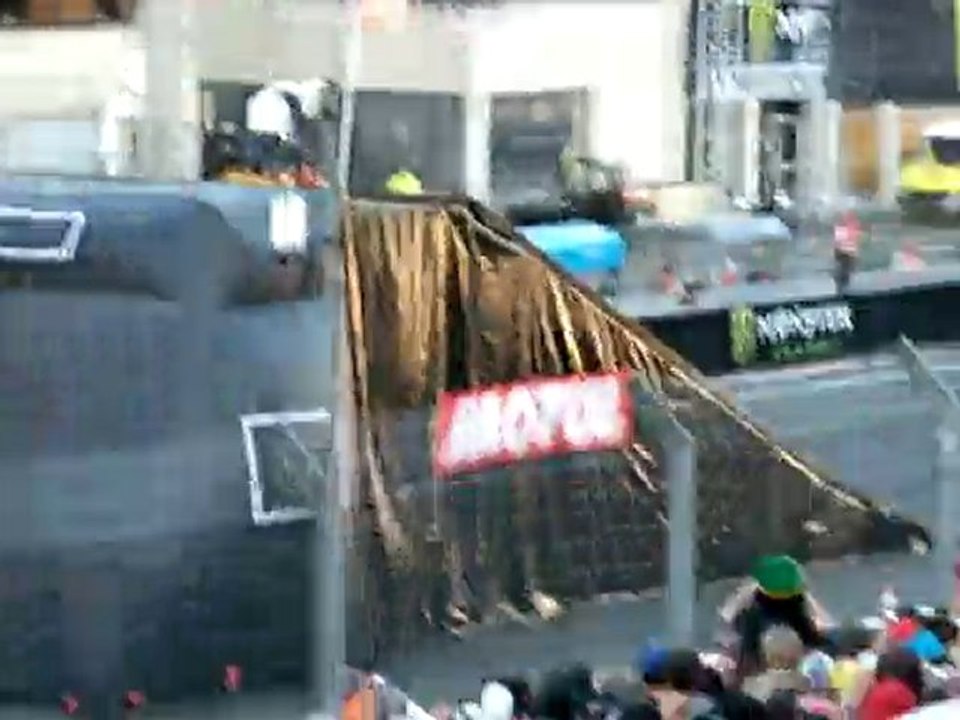 Show mécanique GP de France moto 2010 - Quad Freestyle