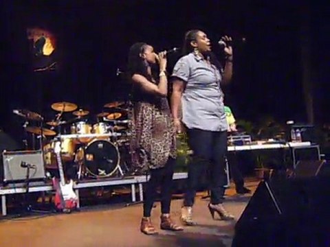 Sista Jahan/ Ozaya 1ère partie Yaniss Odua & Straika Nantes